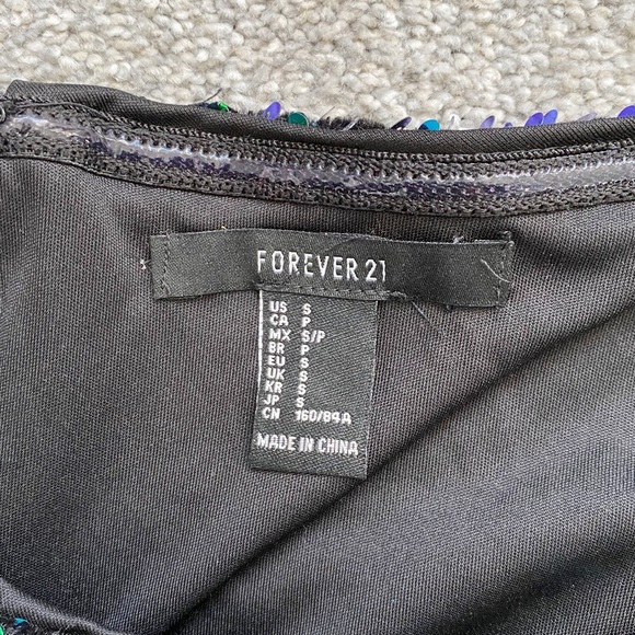 Forever 21 DRESS - Picture 6 of 6